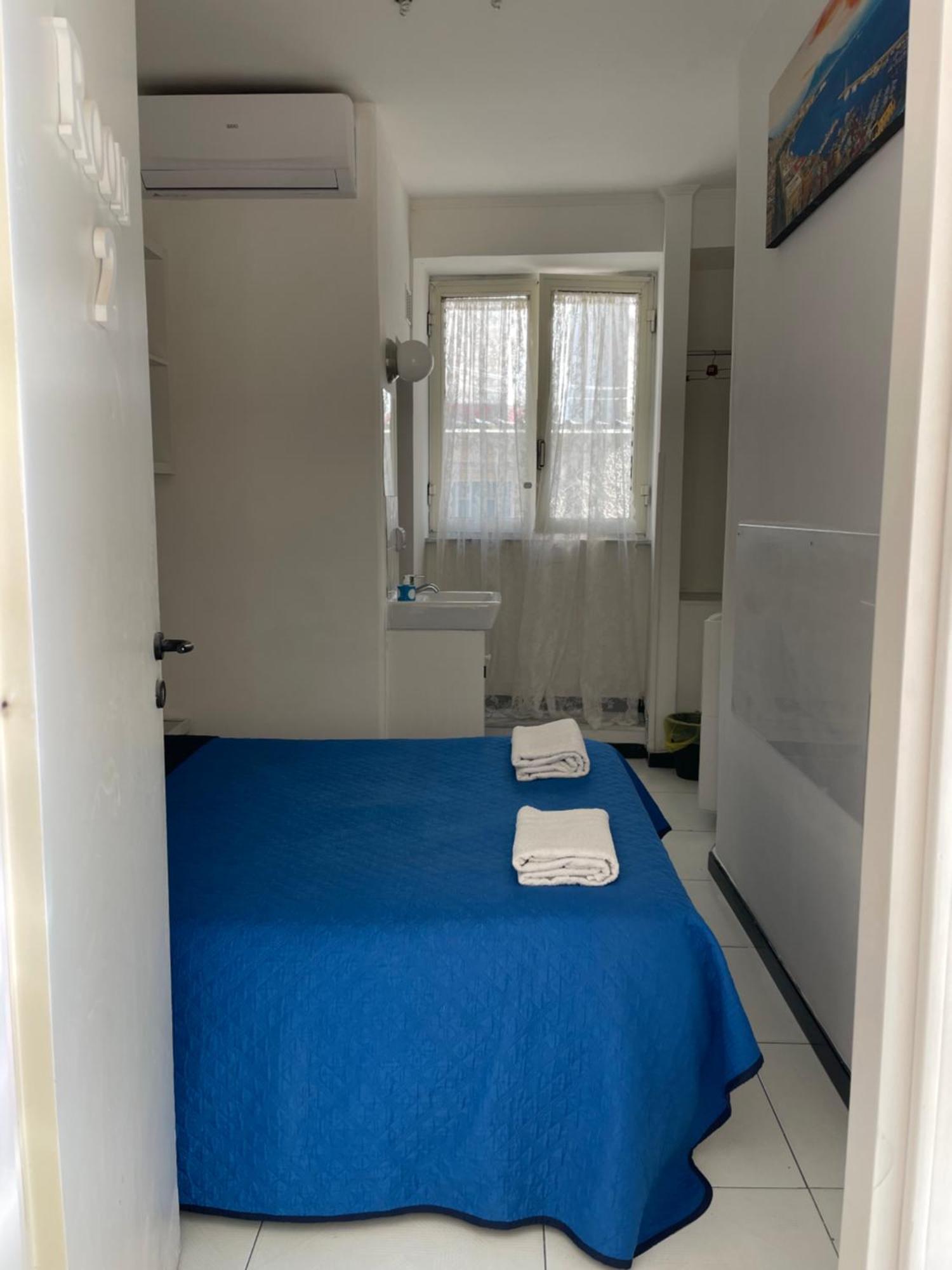 Daroda Guest House Napoli Oda fotoğraf